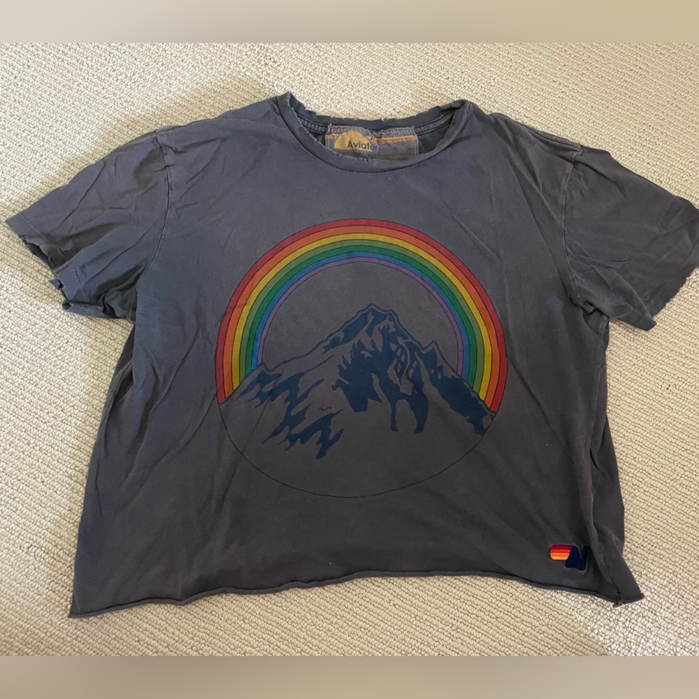 AVIATOR NATION CHASING RAINBOWS BOYFRIEND TEE